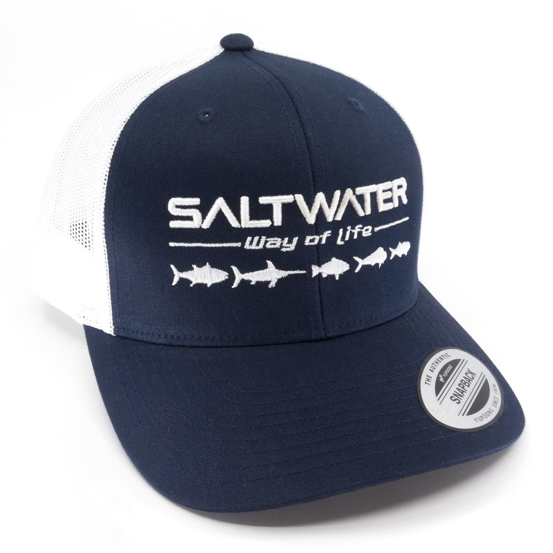 https://www.saltwateritaly.com/cappellino-game-fish-blu-bianco