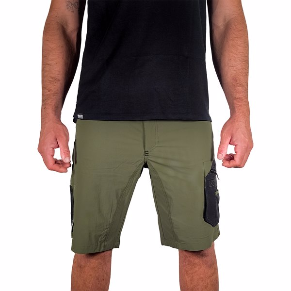 BERMUDA TECNICO APS VERDE MILITARE